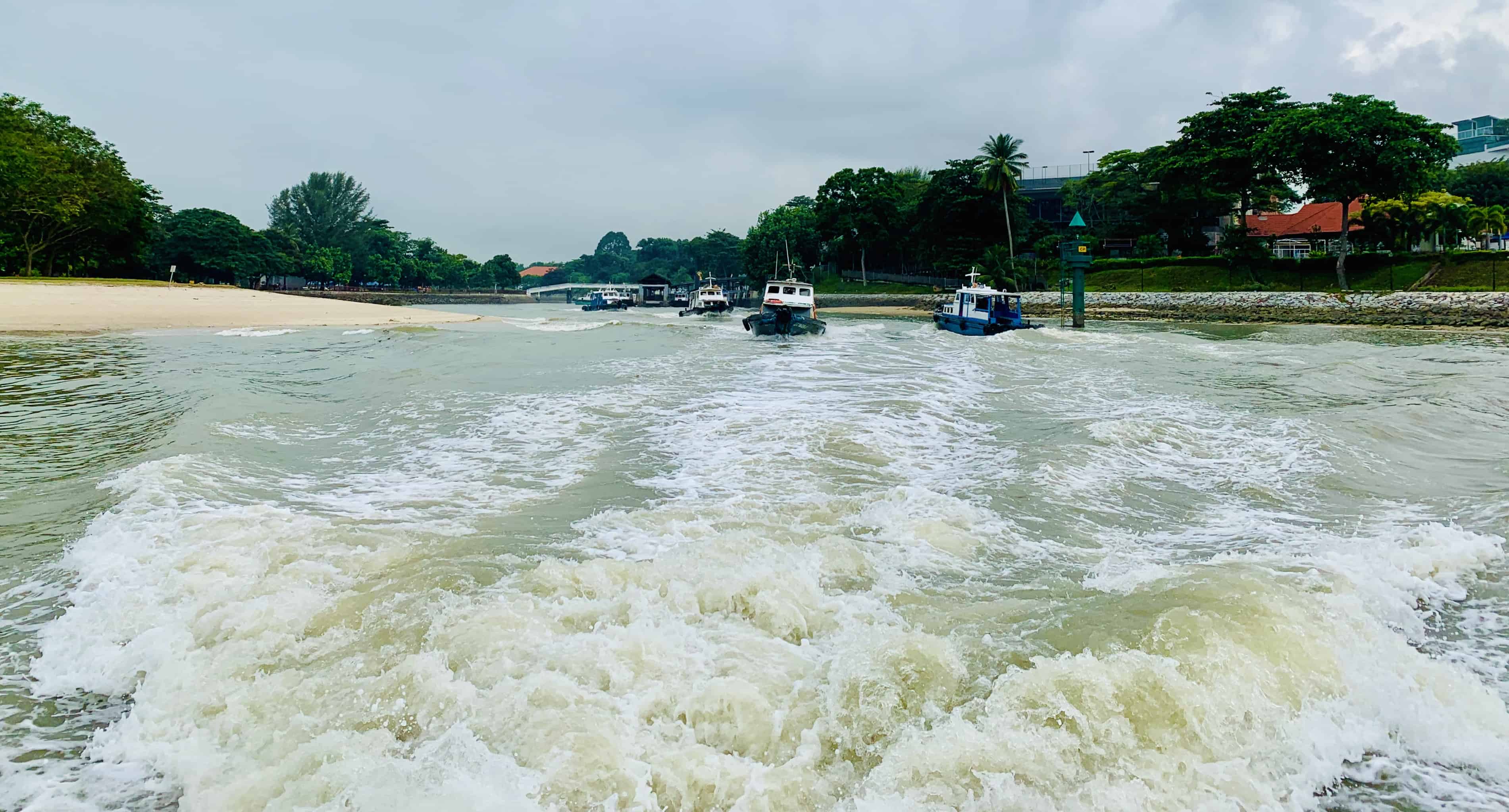 Pulau Ubin Aug'20 - a perfect storm, boats, & off-road